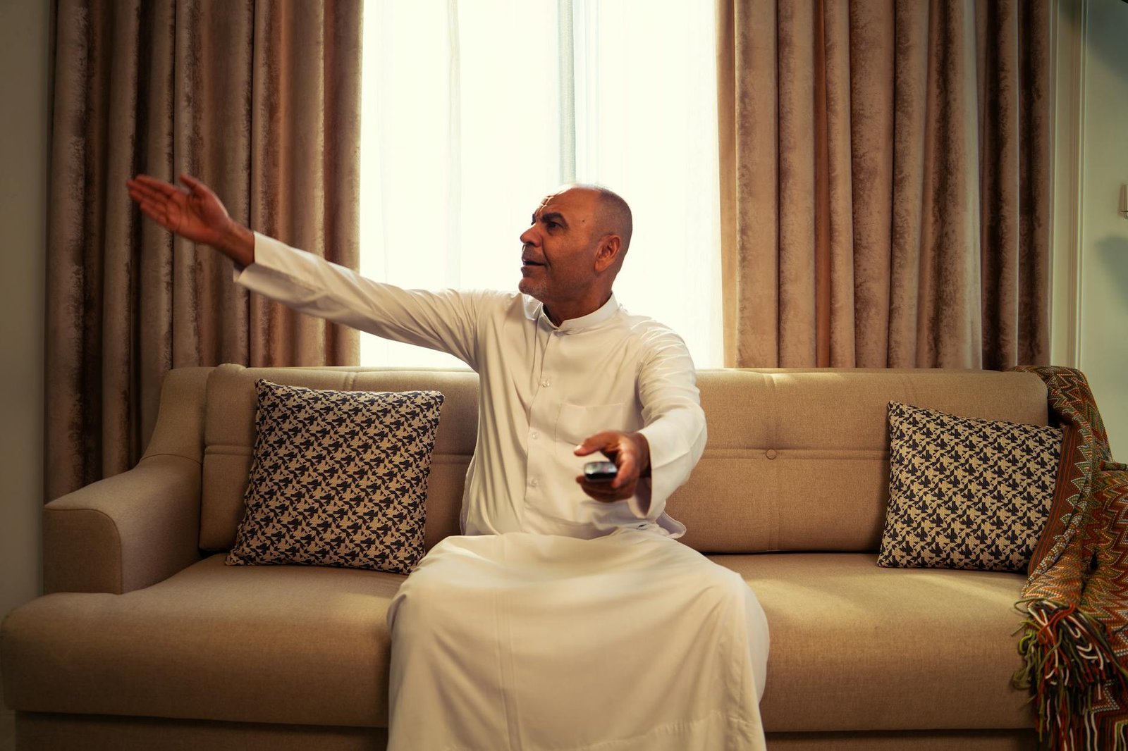 Arabic IPTV Channels 2026: Licensed Routes, Major Networks, and Honest Trade-Offs