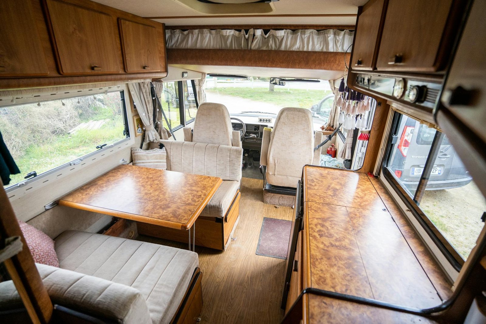 IPTV for RV and Travel in 2026: Starlink, Cellular, and a Realistic Setup That Doesn't Eat Your Data