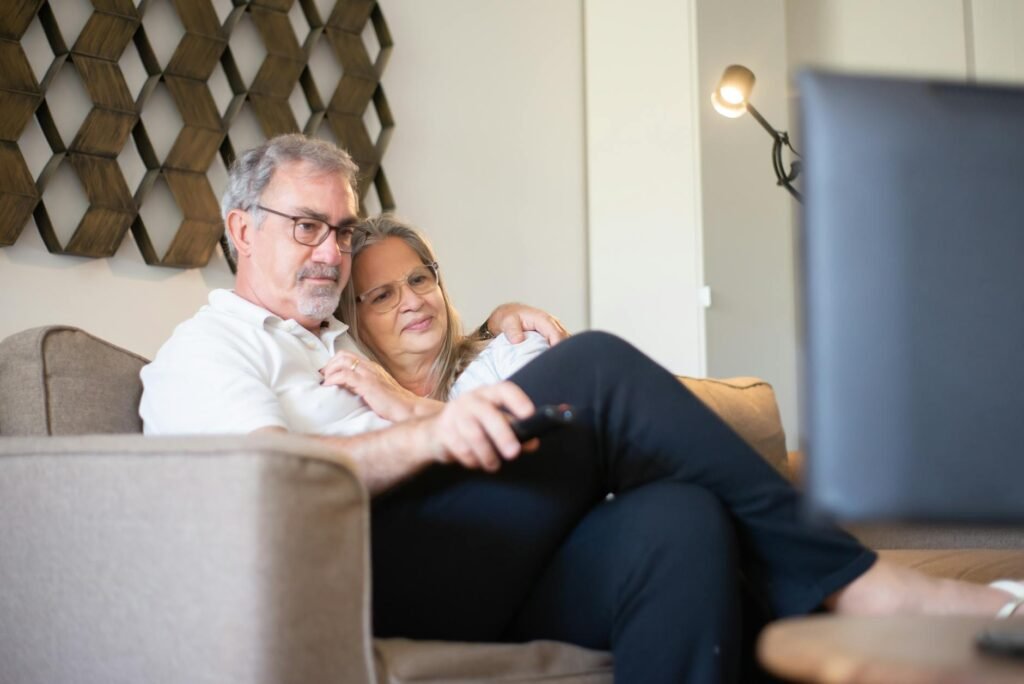 Easy IPTV Setup for Seniors: Simple Guide for USA Users — US IPTV guide illustration